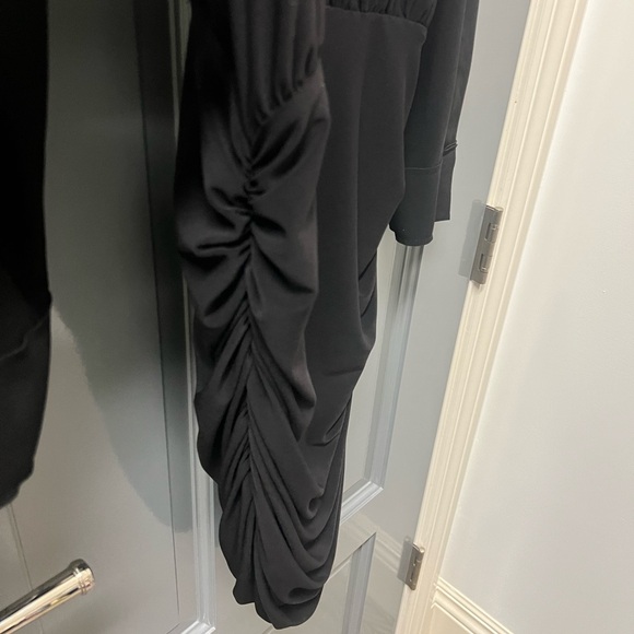 Norma Kamali Boyfriend Shirred Shirt Dress - Picture 6 of 14